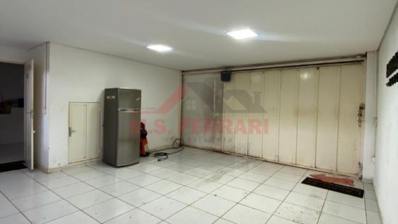PONTO COMERCIAL NO Portal de São Francisco em Assis