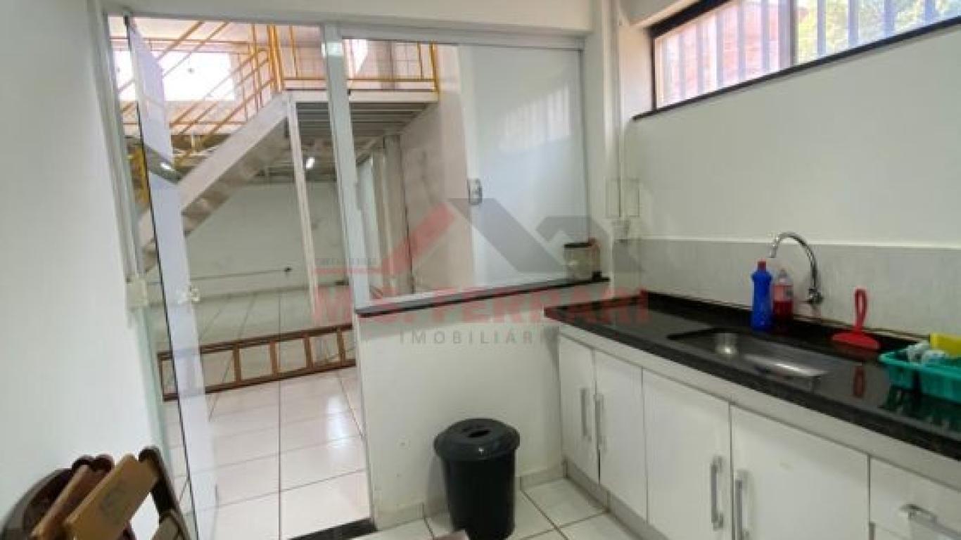 PONTO COMERCIAL NO Portal de São Francisco em Assis