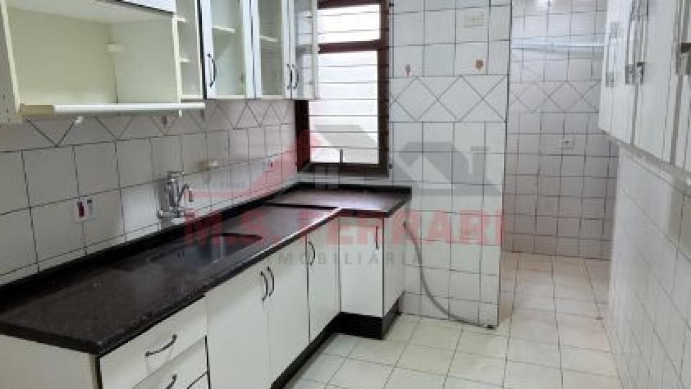 APARTAMENTO NA Centro em Assis