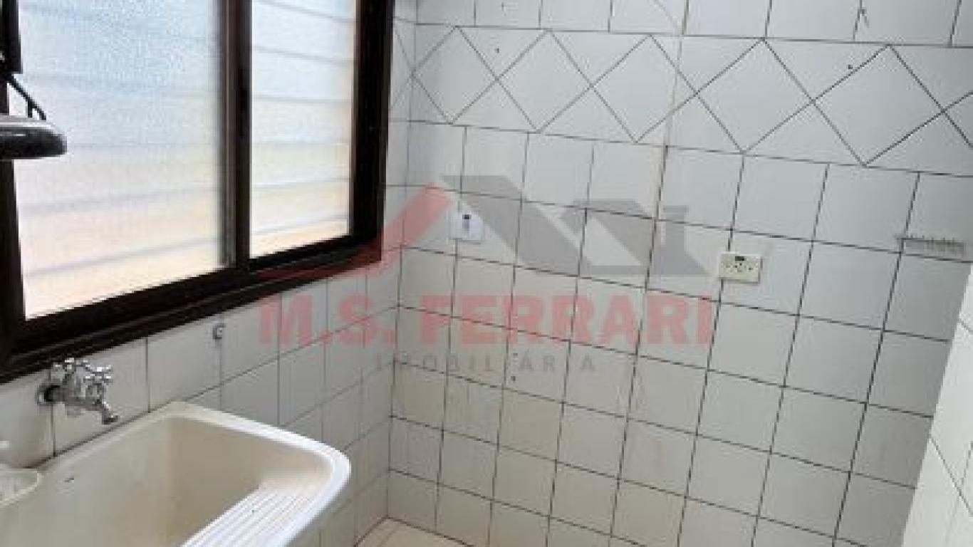APARTAMENTO NA Centro em Assis