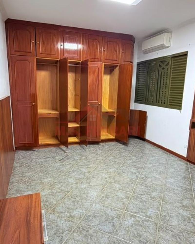 CASA NA Vila Glória em Assis