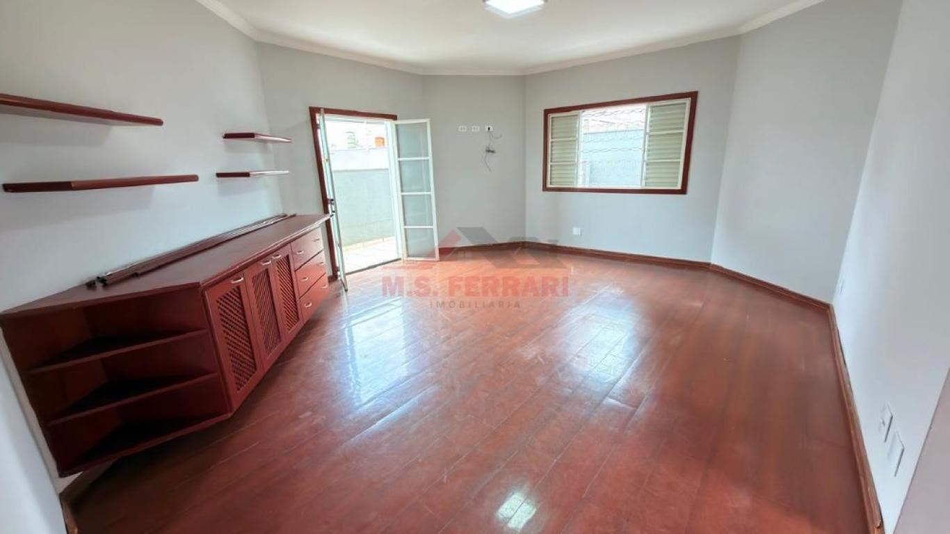 CASA NO Jardim Europa em Assis