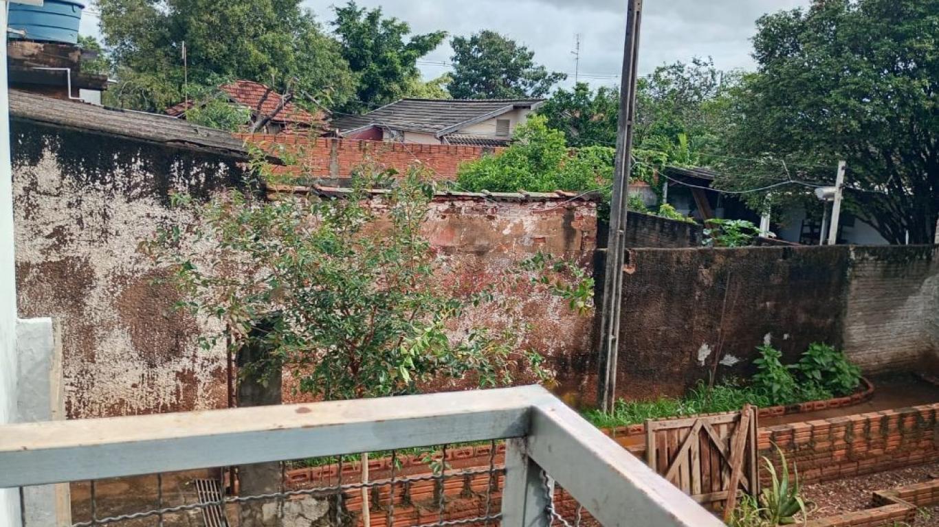 CASA NA VILA RIBEIRO em Assis