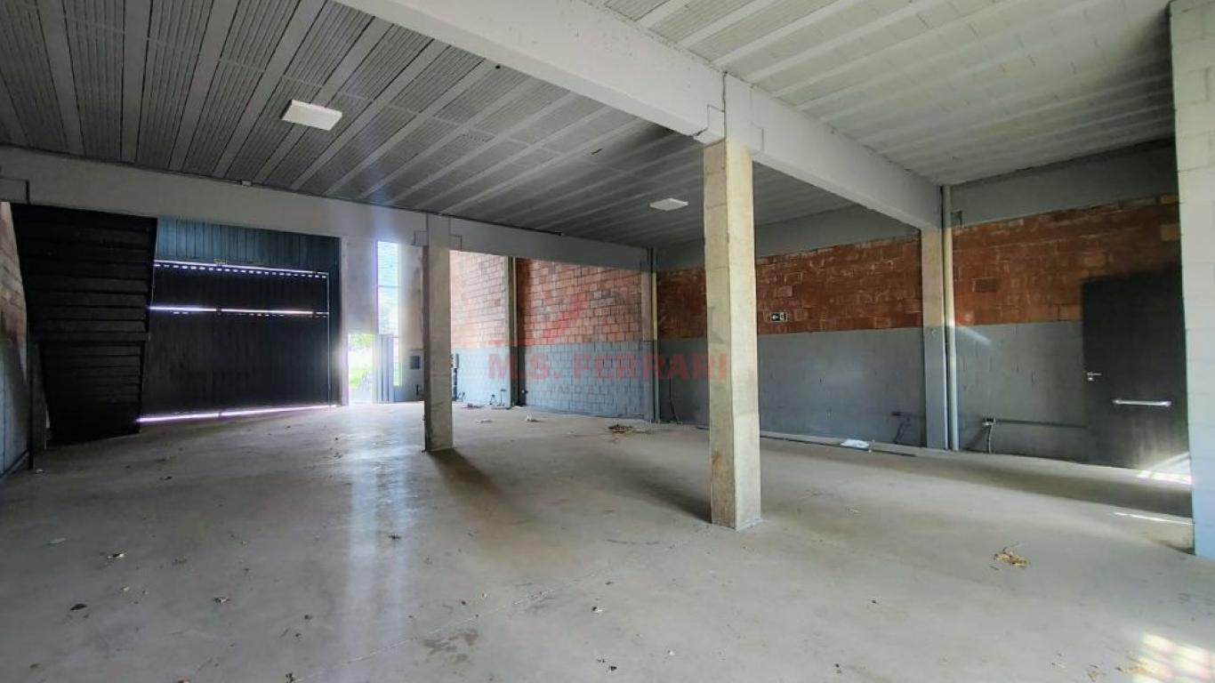 DEPÓSITO/GALPÃO NO Residencial Veneza em Assis
