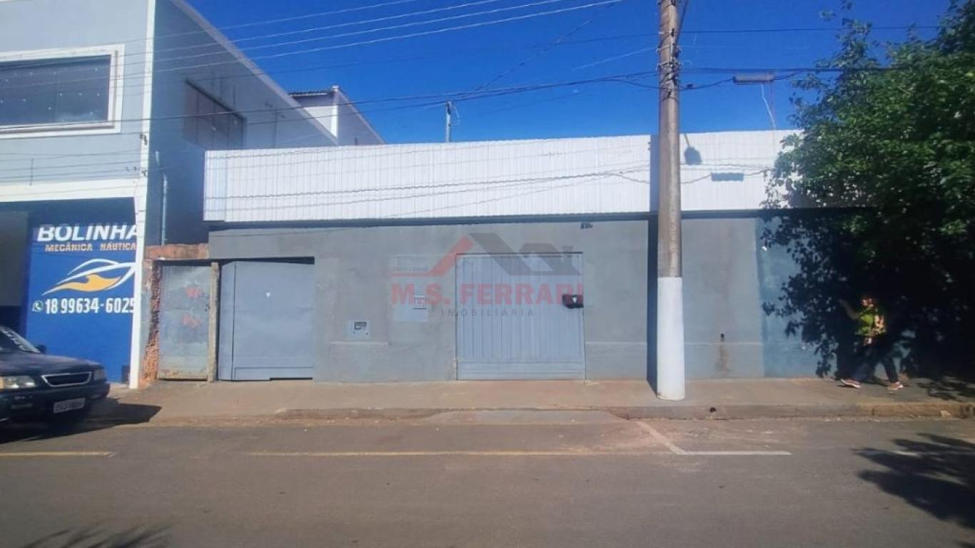 DEPÓSITO/GALPÃO NA Centro em Assis