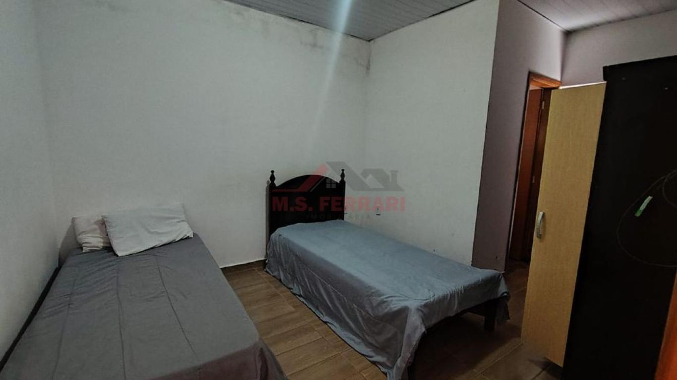 CASA NA Conjunto Habitacional Assis IV em Assis