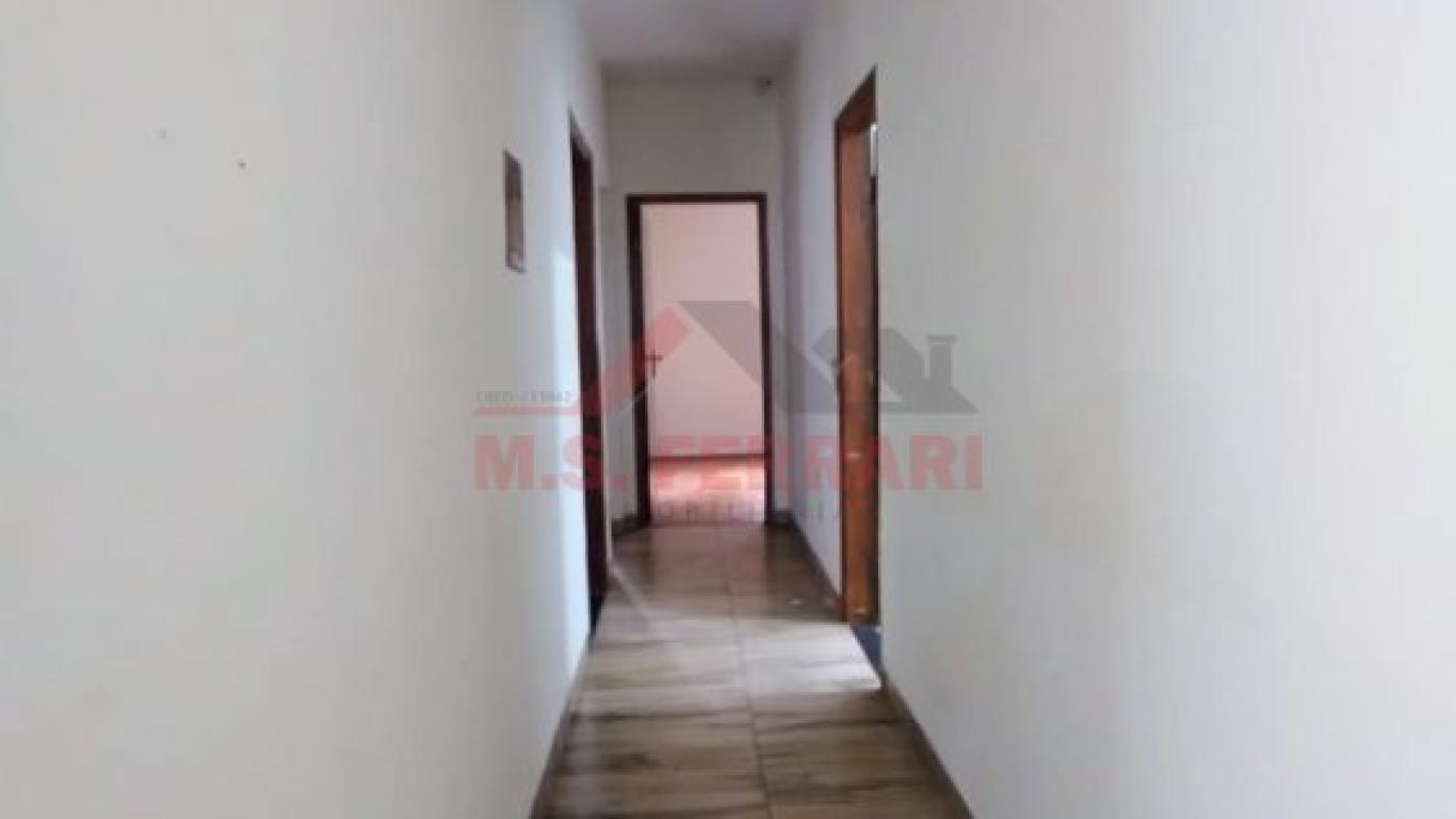 CASA NA Vila Tênis Clube em Assis