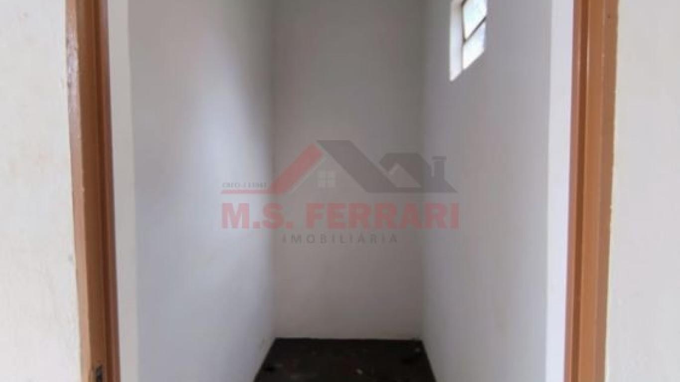 CASA NA Vila Tênis Clube em Assis