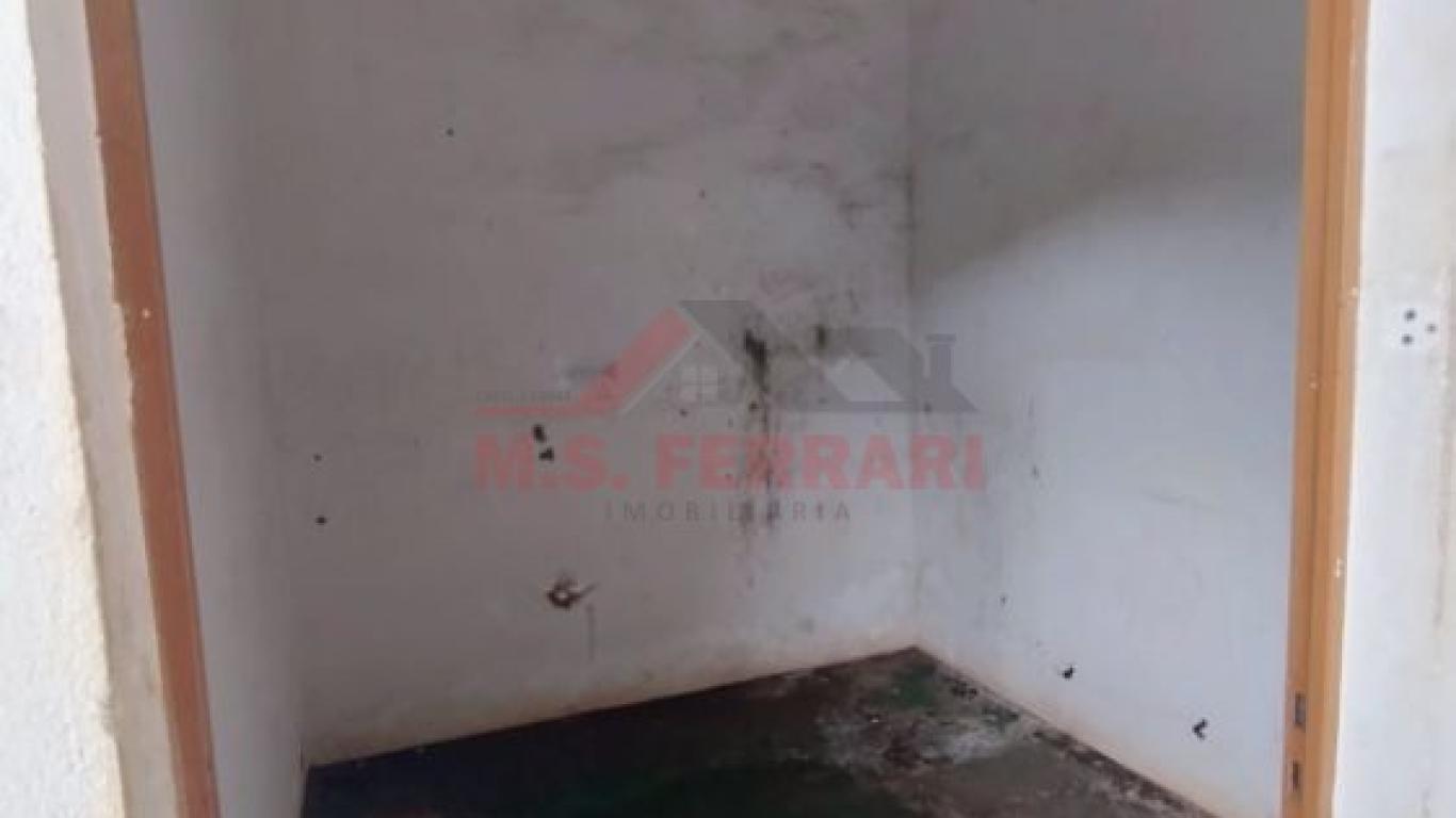 CASA NA Vila Tênis Clube em Assis
