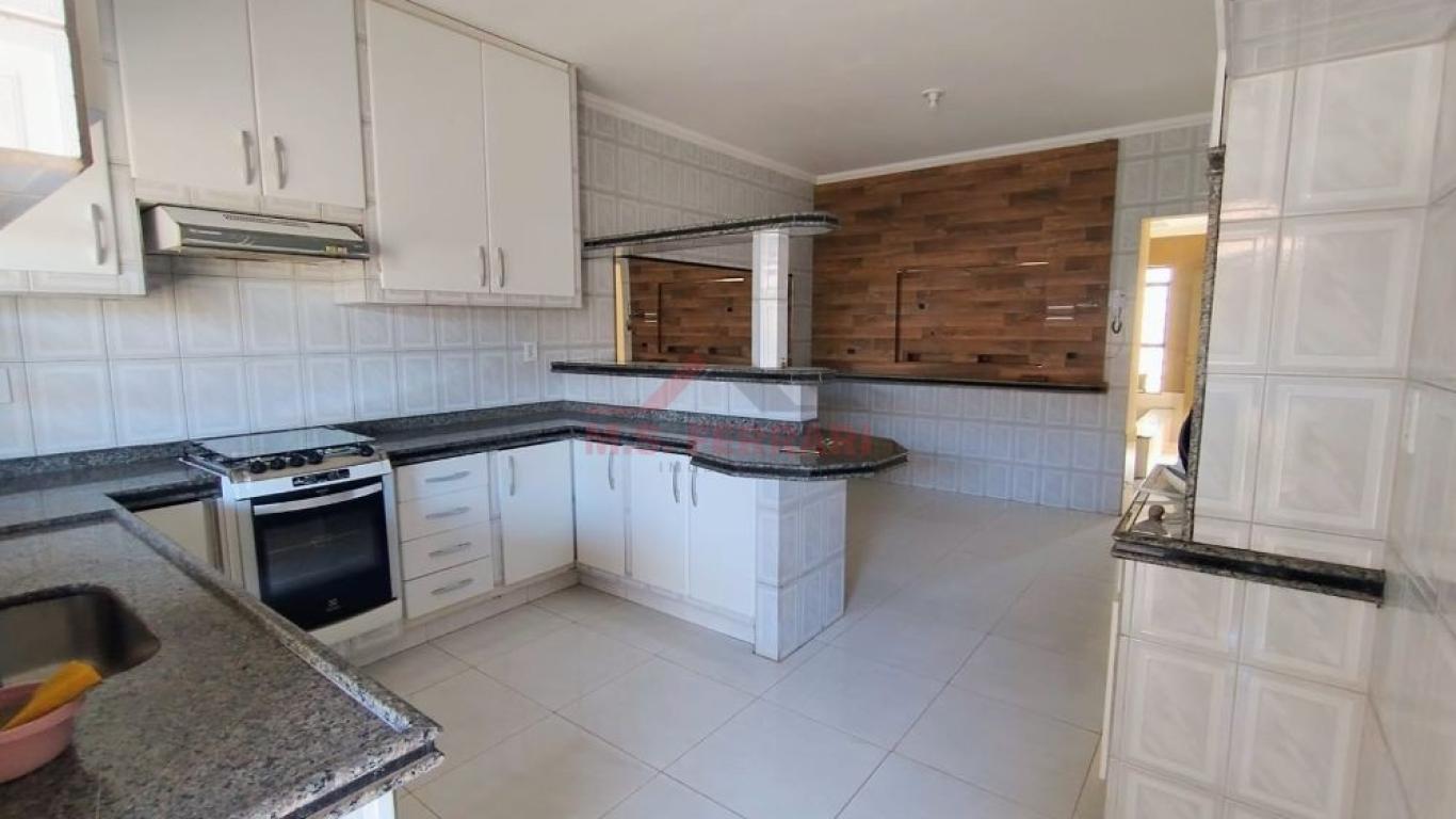 CASA NA Vila Ribeiro em Assis