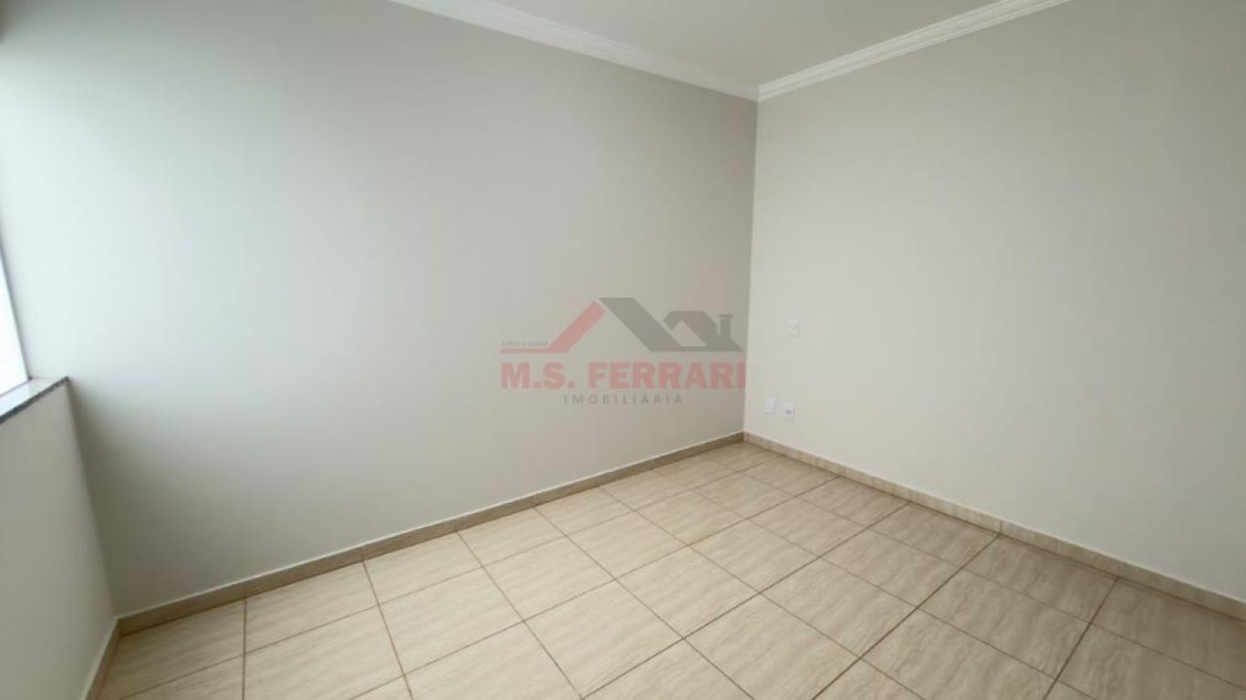 CASA NA Vila Ouro Verde em Assis