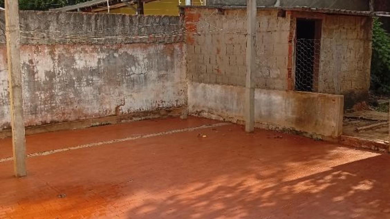 CASA NA Vila Central em Assis
