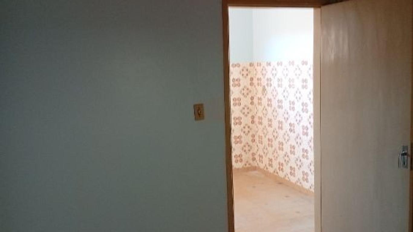 CASA NA Vila Central em Assis