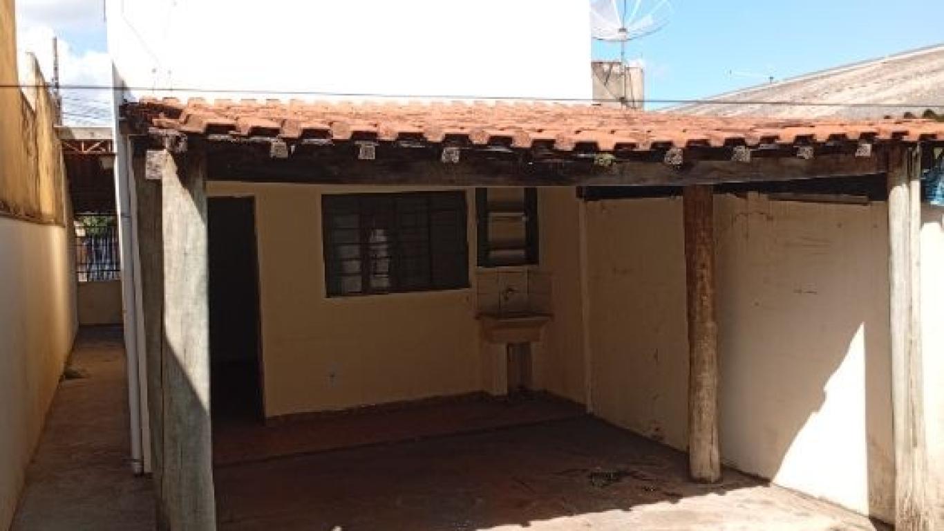 CASA NO San Fernando Valley em Assis