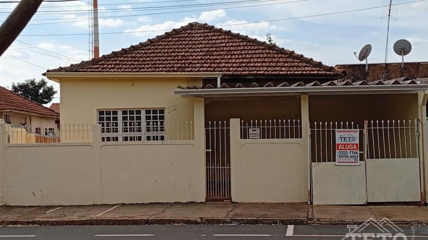 CASA NA Vila Operária em Assis