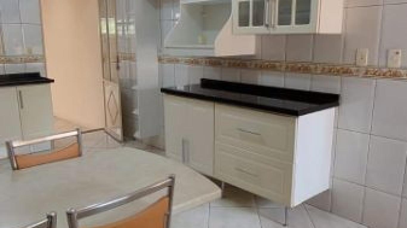 CASA NO Jardim Paulista em Assis
