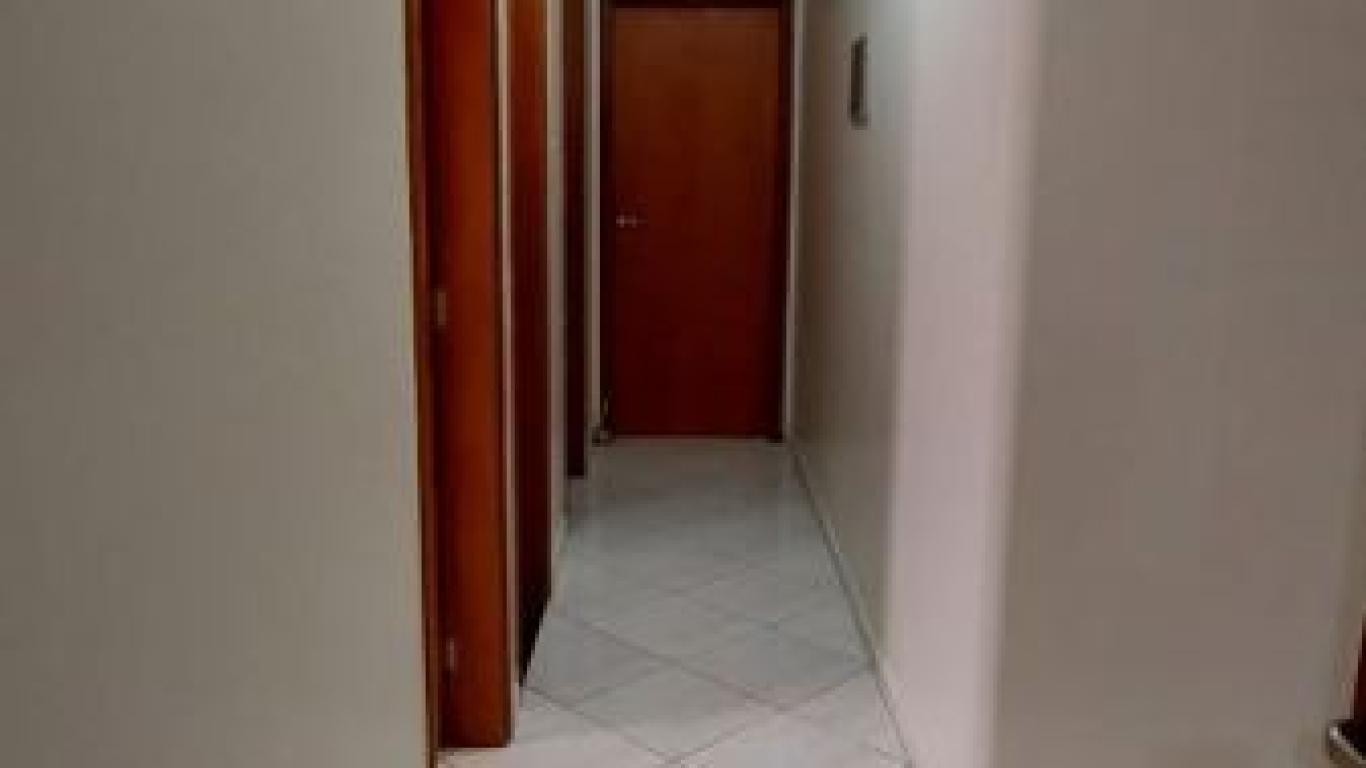 CASA NO Jardim Paulista em Assis