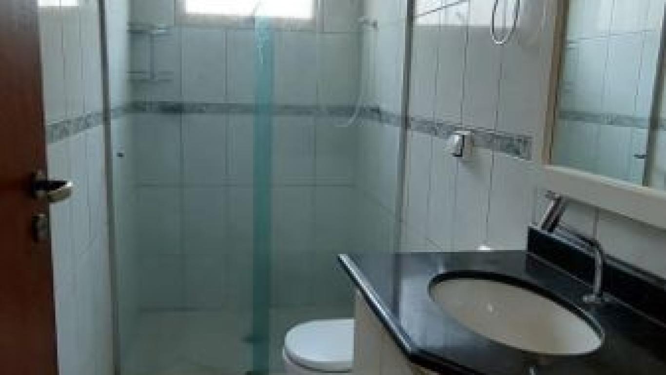 CASA NO Jardim Paulista em Assis