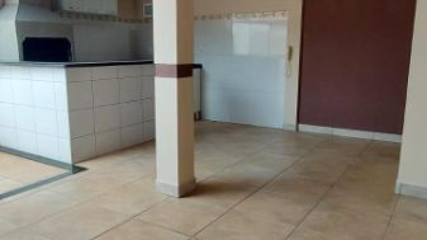CASA NO Jardim Paulista em Assis