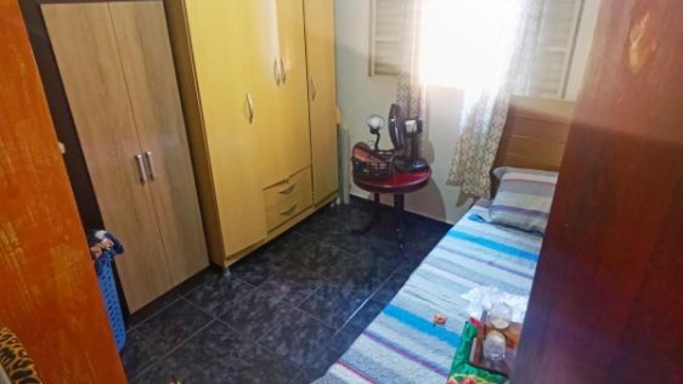CASA NA Vila Progresso em Assis