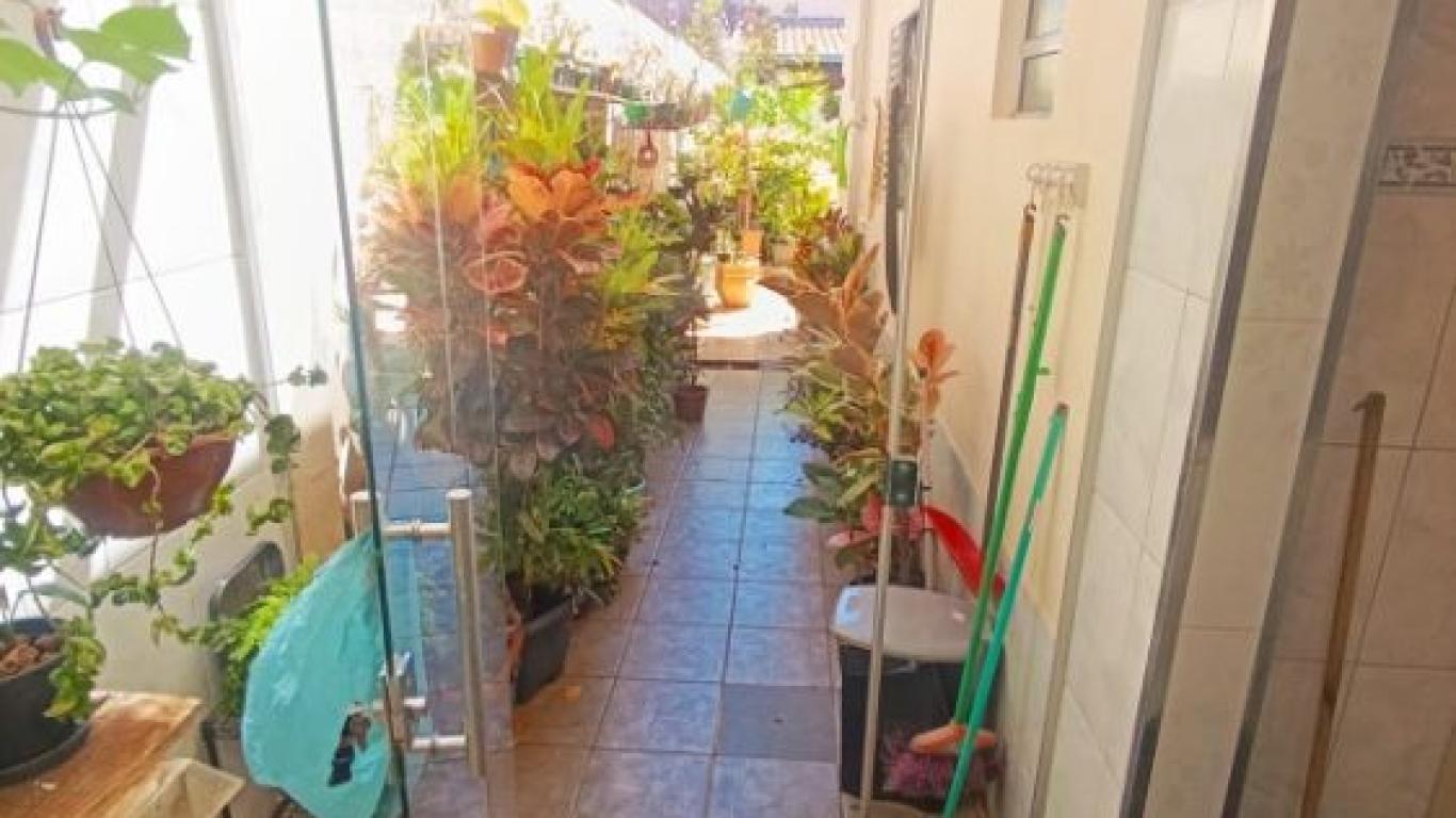 CASA NA Vila Progresso em Assis