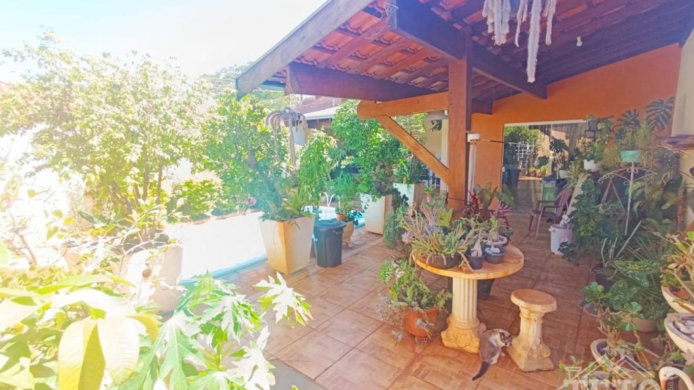 CASA NA Vila Progresso em Assis