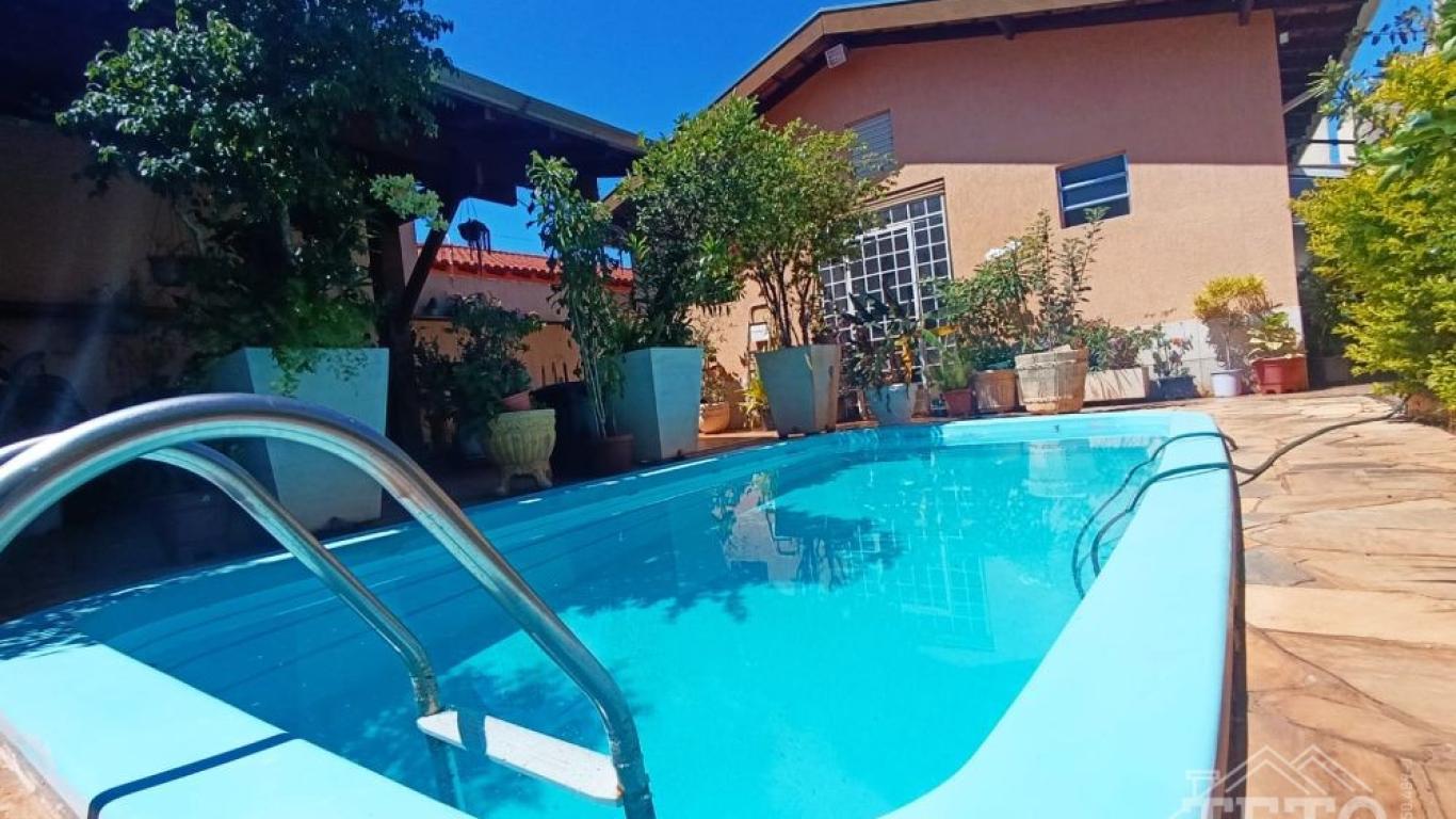 CASA NA Vila Progresso em Assis