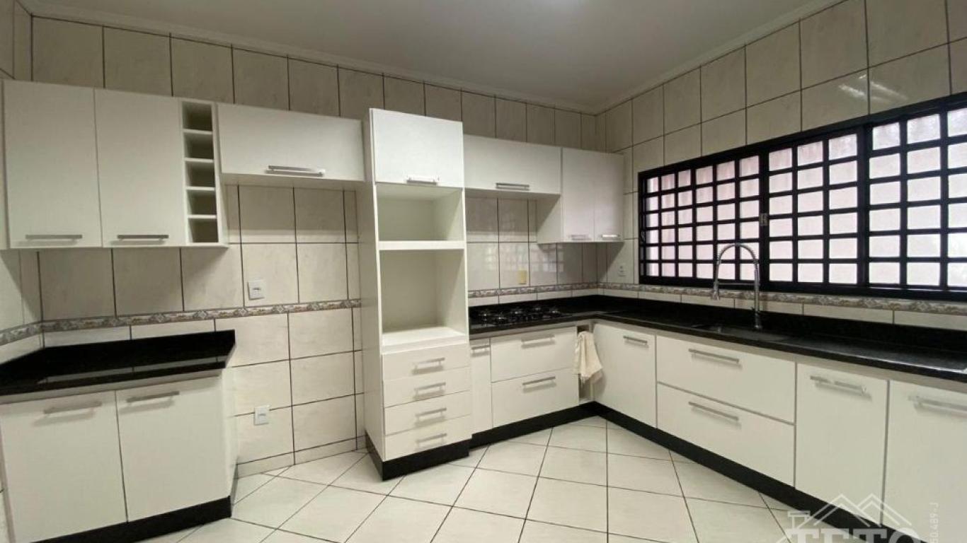 CASA NA Conjunto Habitacional Irmã Catarina em Assis