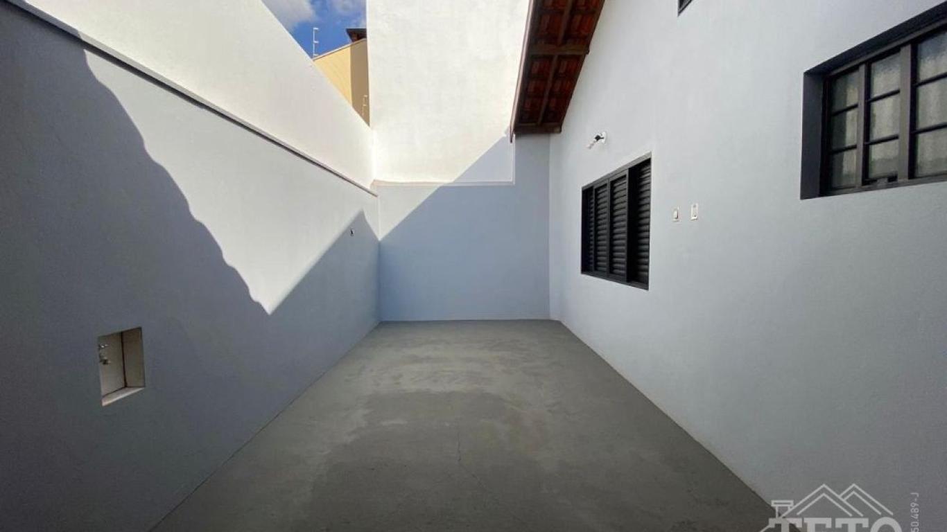 CASA NA Conjunto Habitacional Irmã Catarina em Assis