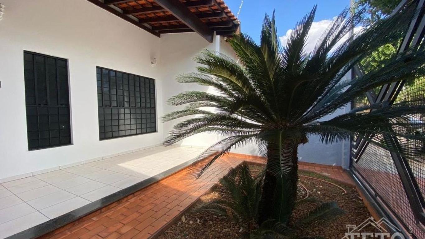 CASA NA Conjunto Habitacional Irmã Catarina em Assis