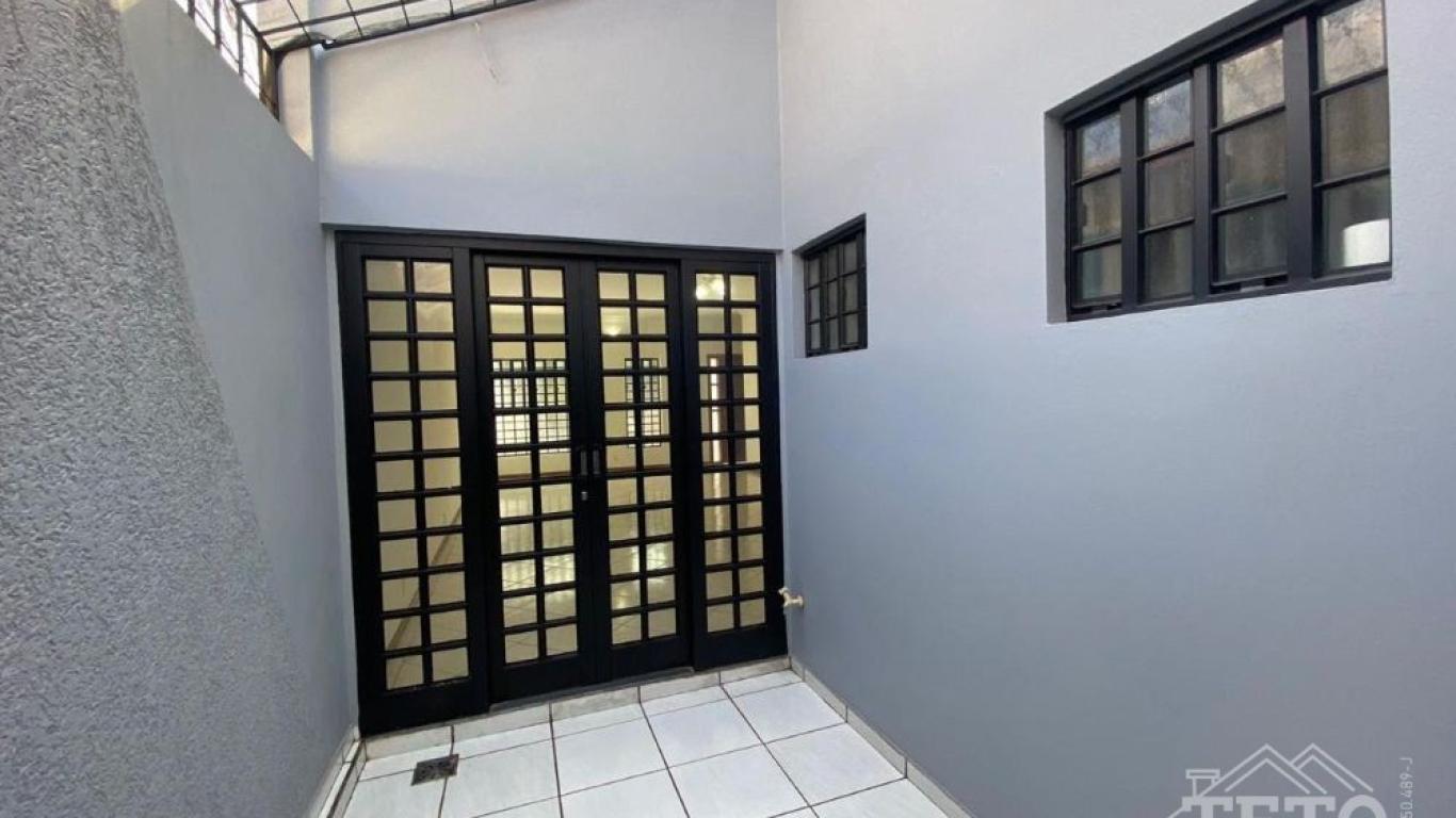 CASA NA Conjunto Habitacional Irmã Catarina em Assis