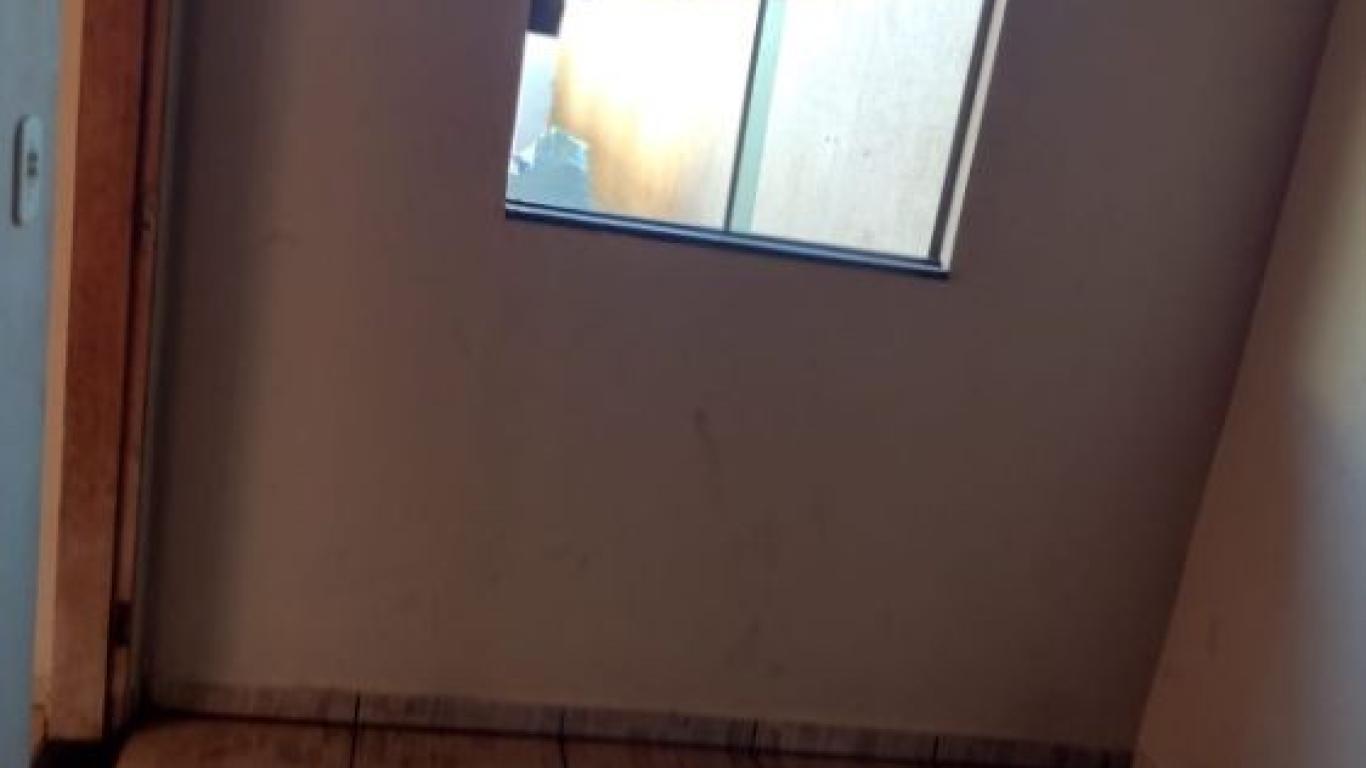CASA NA Conjunto Habitacional Irmã Catarina em Assis