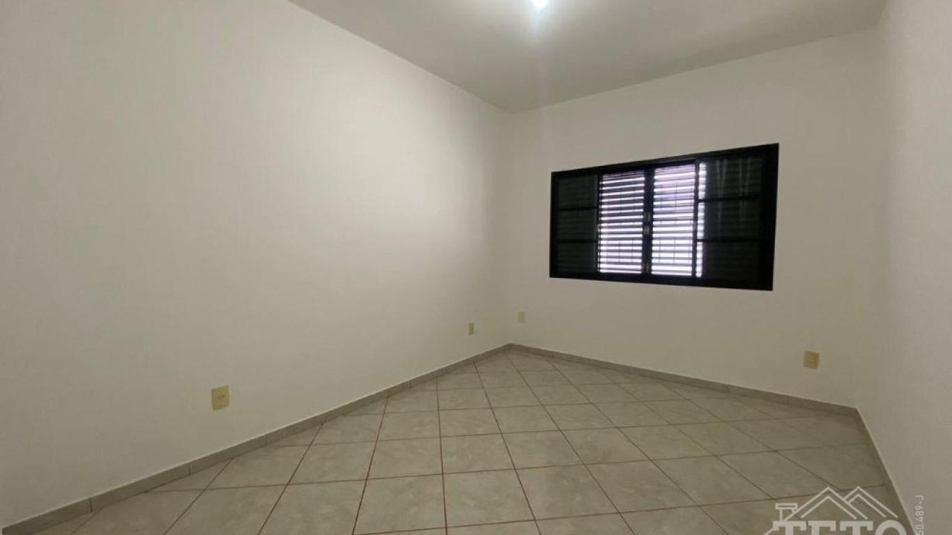 CASA NA Conjunto Habitacional Irmã Catarina em Assis