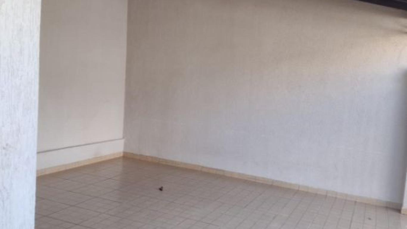 CASA NA Vila Prudenciana em Assis