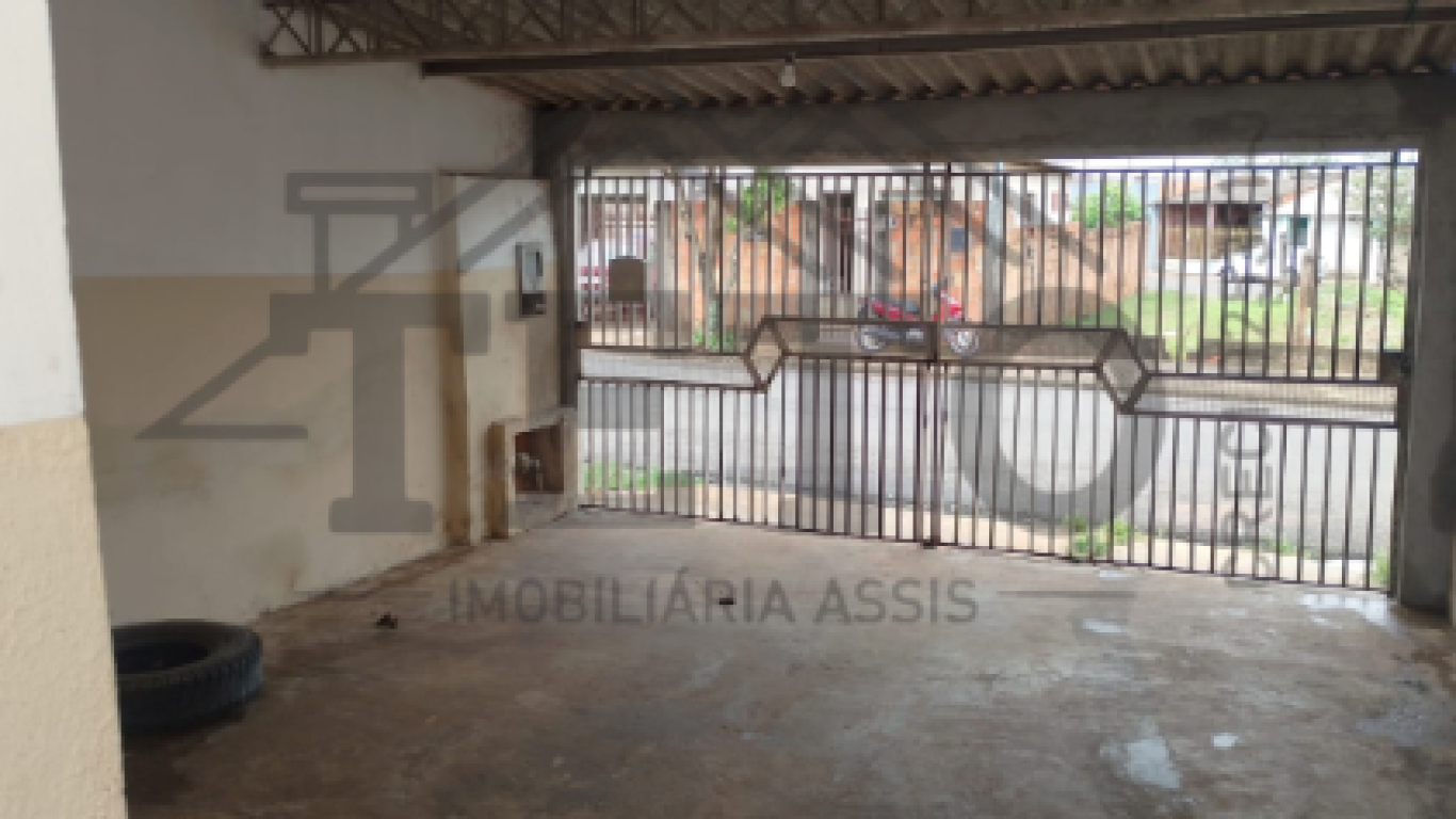 CASA NA Vila Progresso em Assis