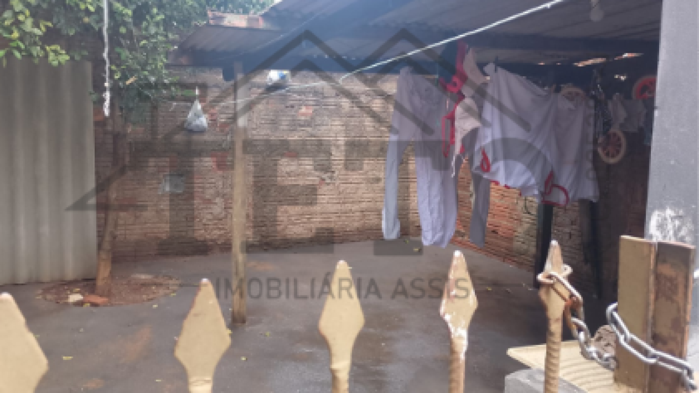 CASA NA Vila Progresso em Assis
