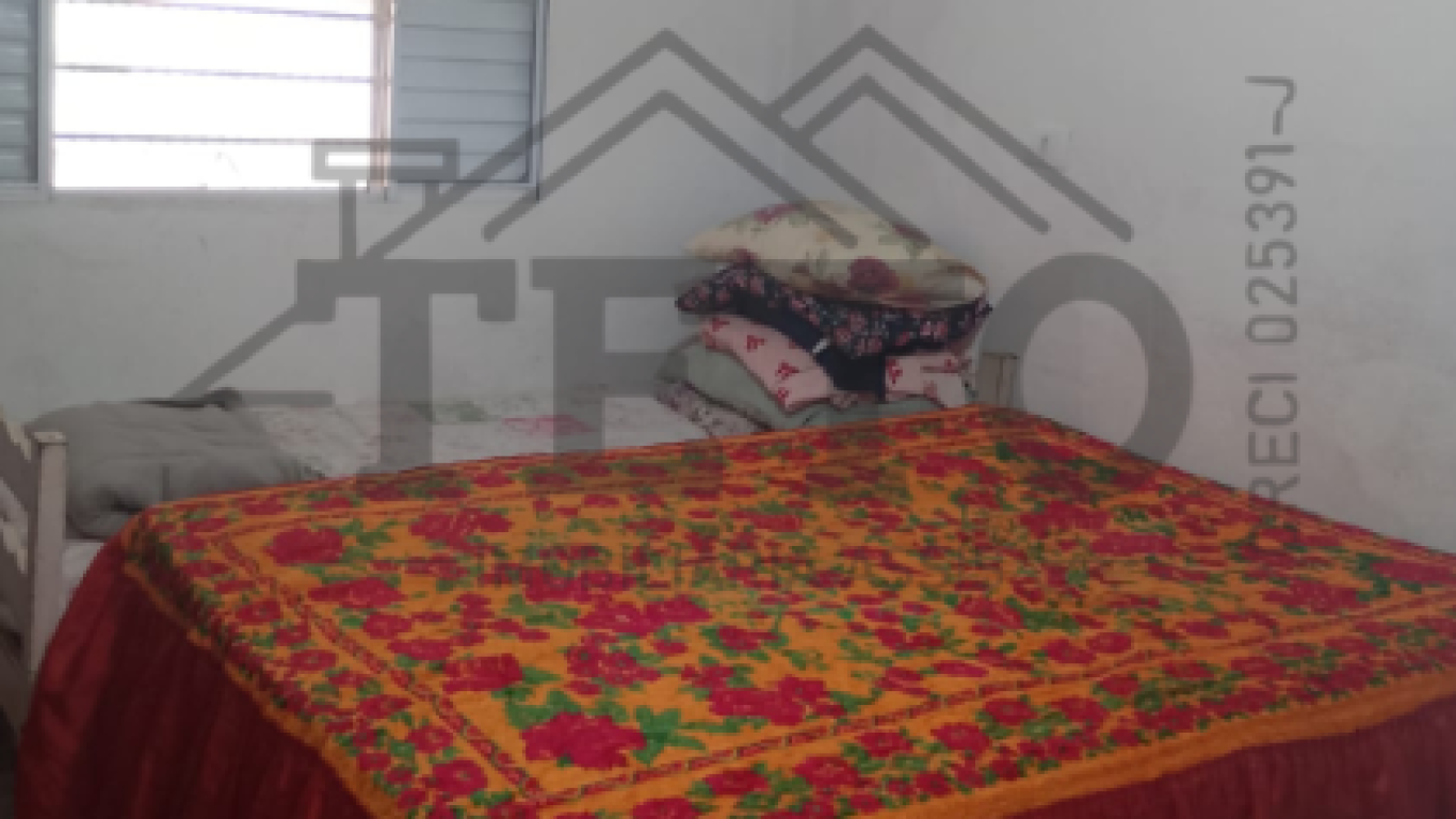 CASA NA Vila Progresso em Assis
