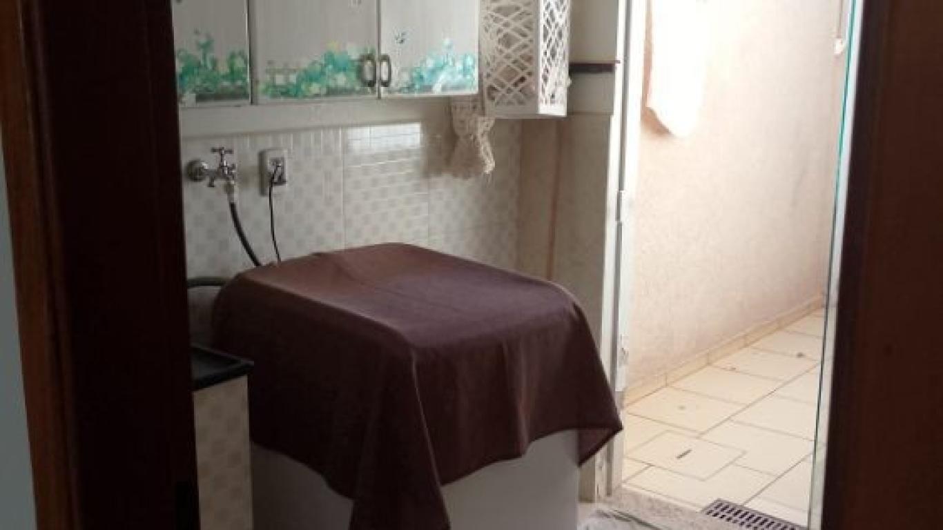 CASA NO Jardim Monte Carlo em Assis