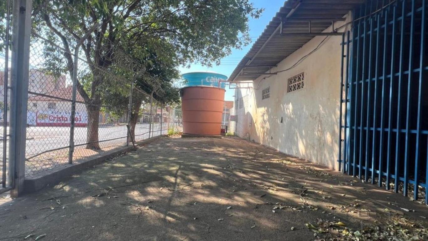 Barracão para locação