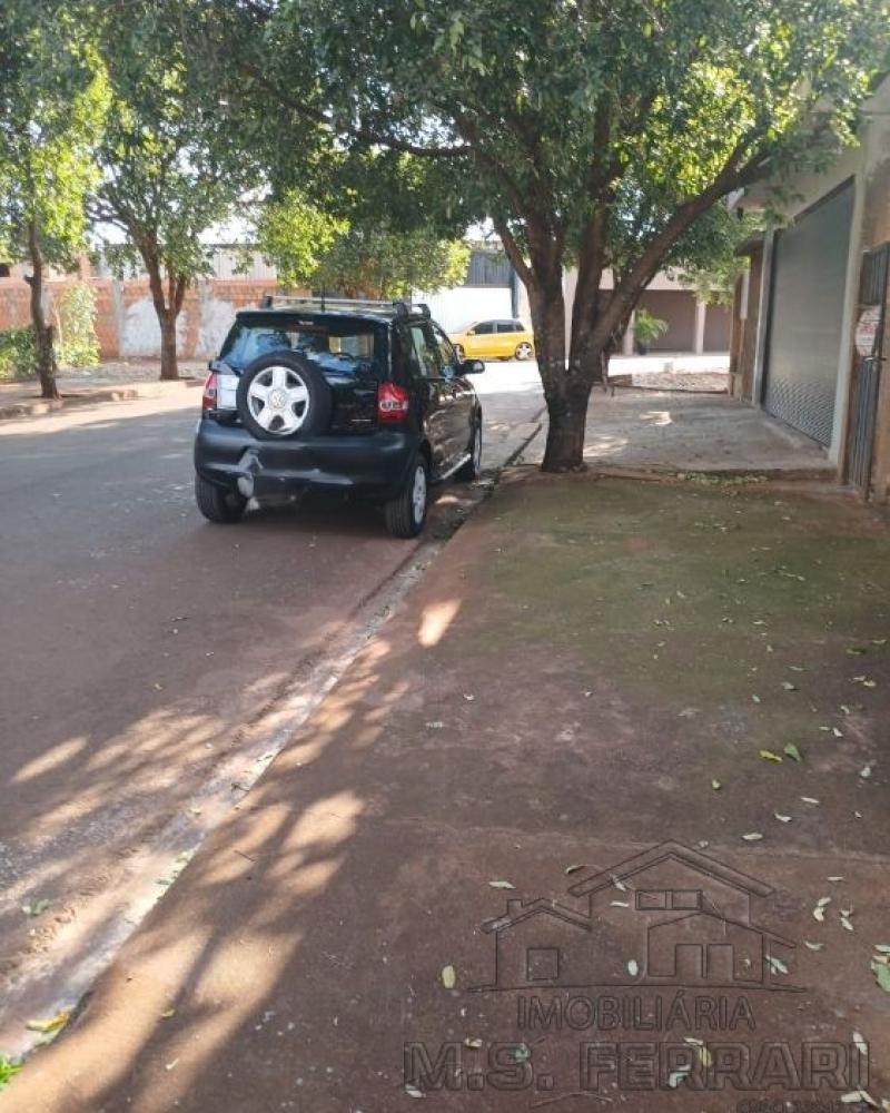 Terreno á Venda.
