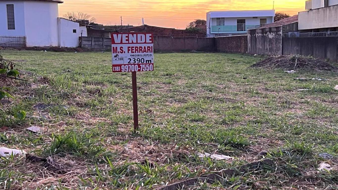 TERRENO NA Vila Operária em Assis